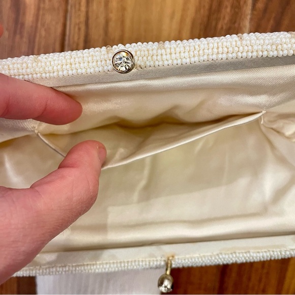Vintage White Beaded Evening Hand Bag Clutch 1920’s Style Hand Made in Japan. - Picture 8 of 15